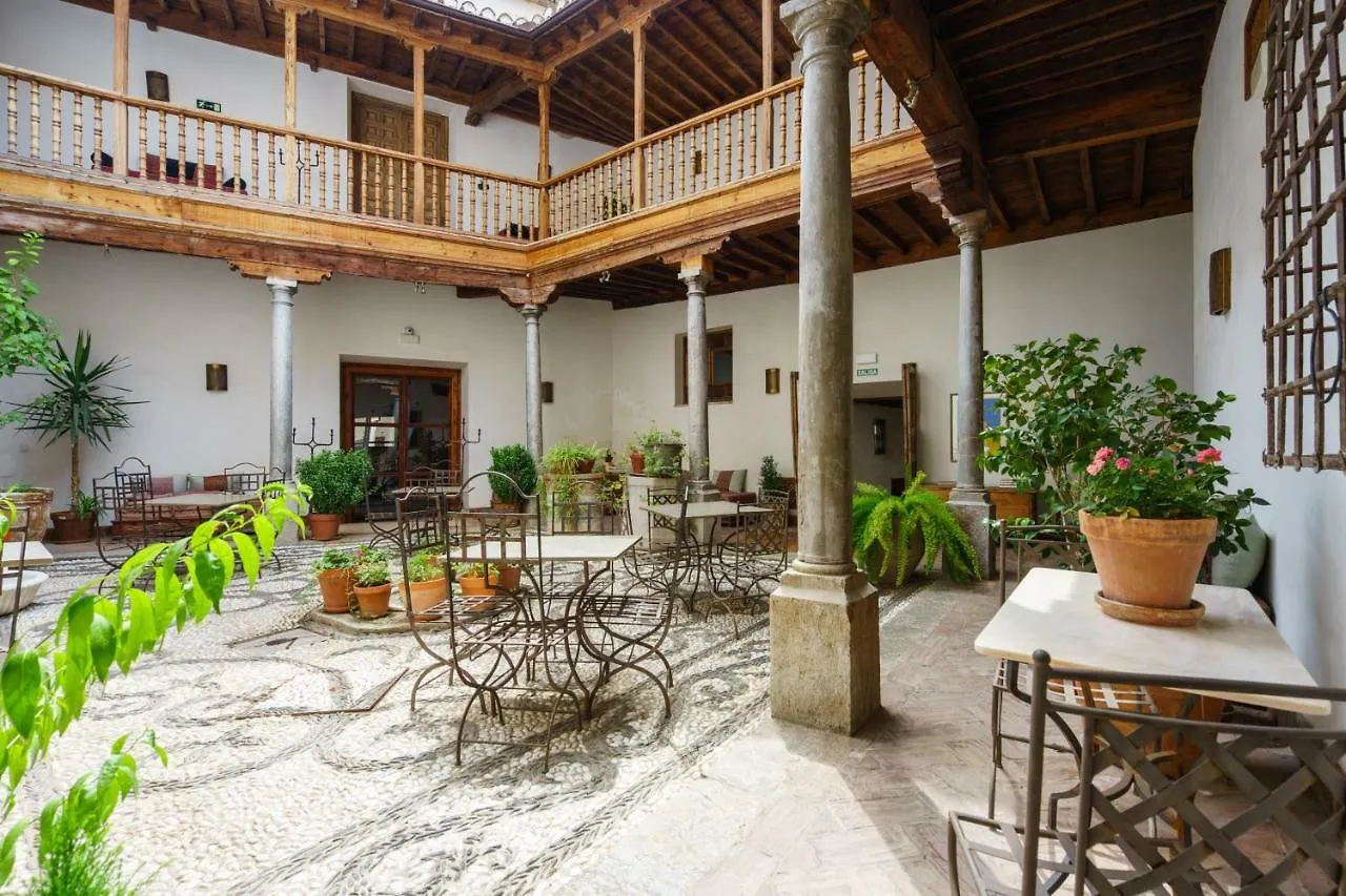 Palacio Conde De Cabra Apartment Granada